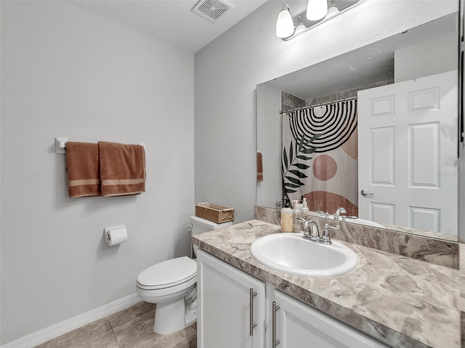 2nd Bathroom