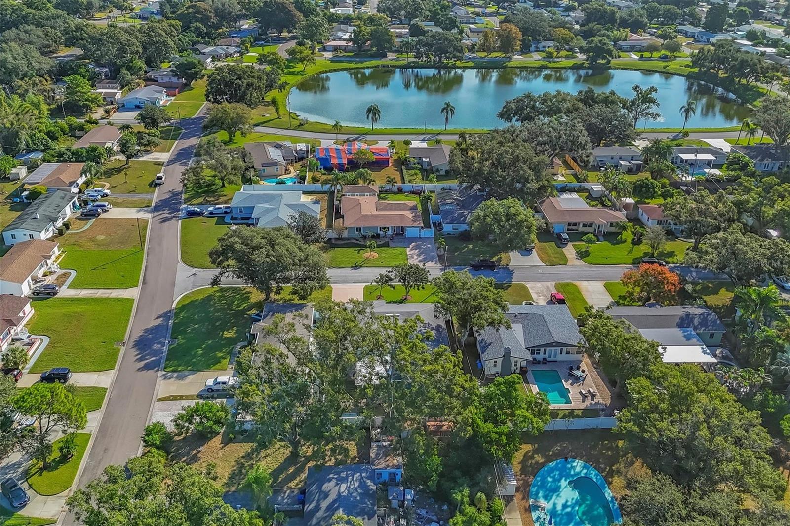 Lake Leslee 2 streets over