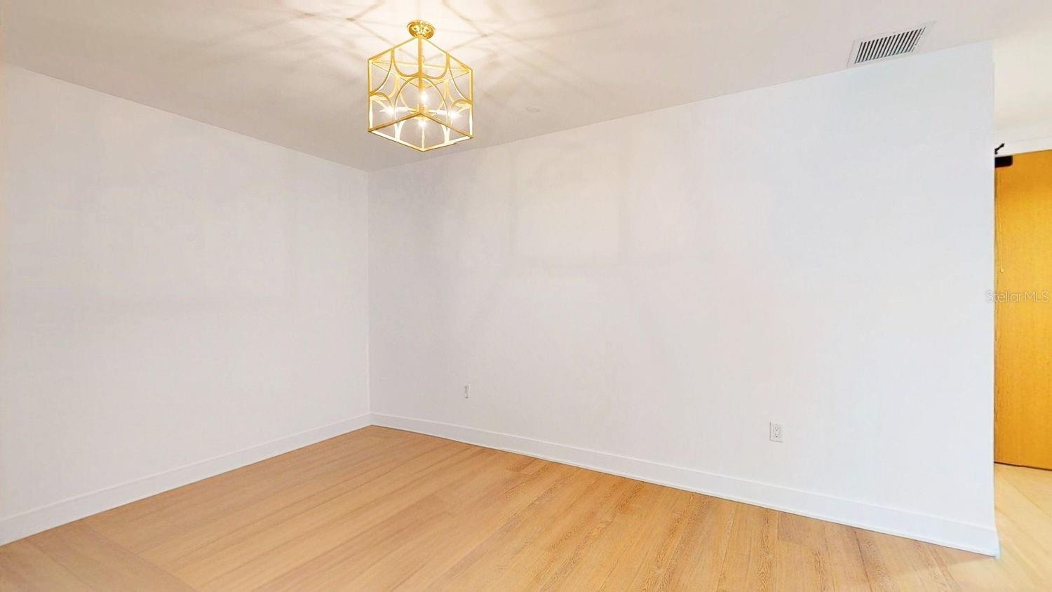 Den/Office/Bonus Room