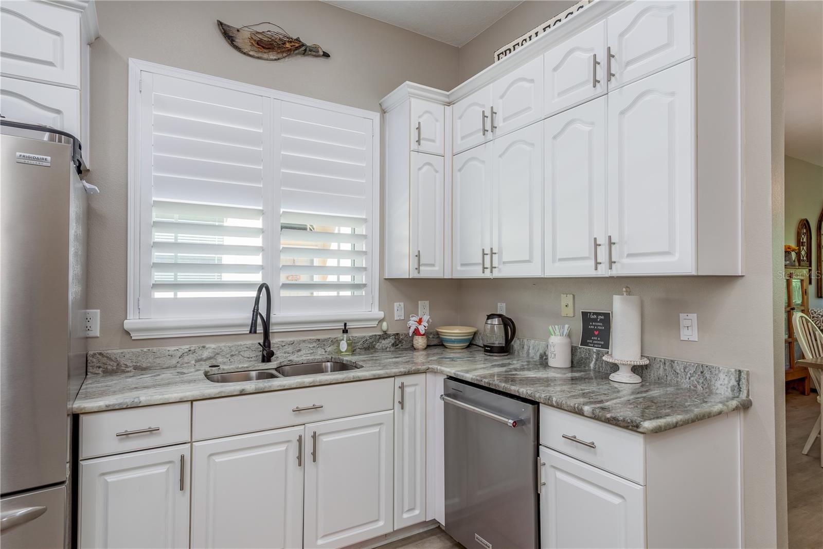 Lots of cabinet space