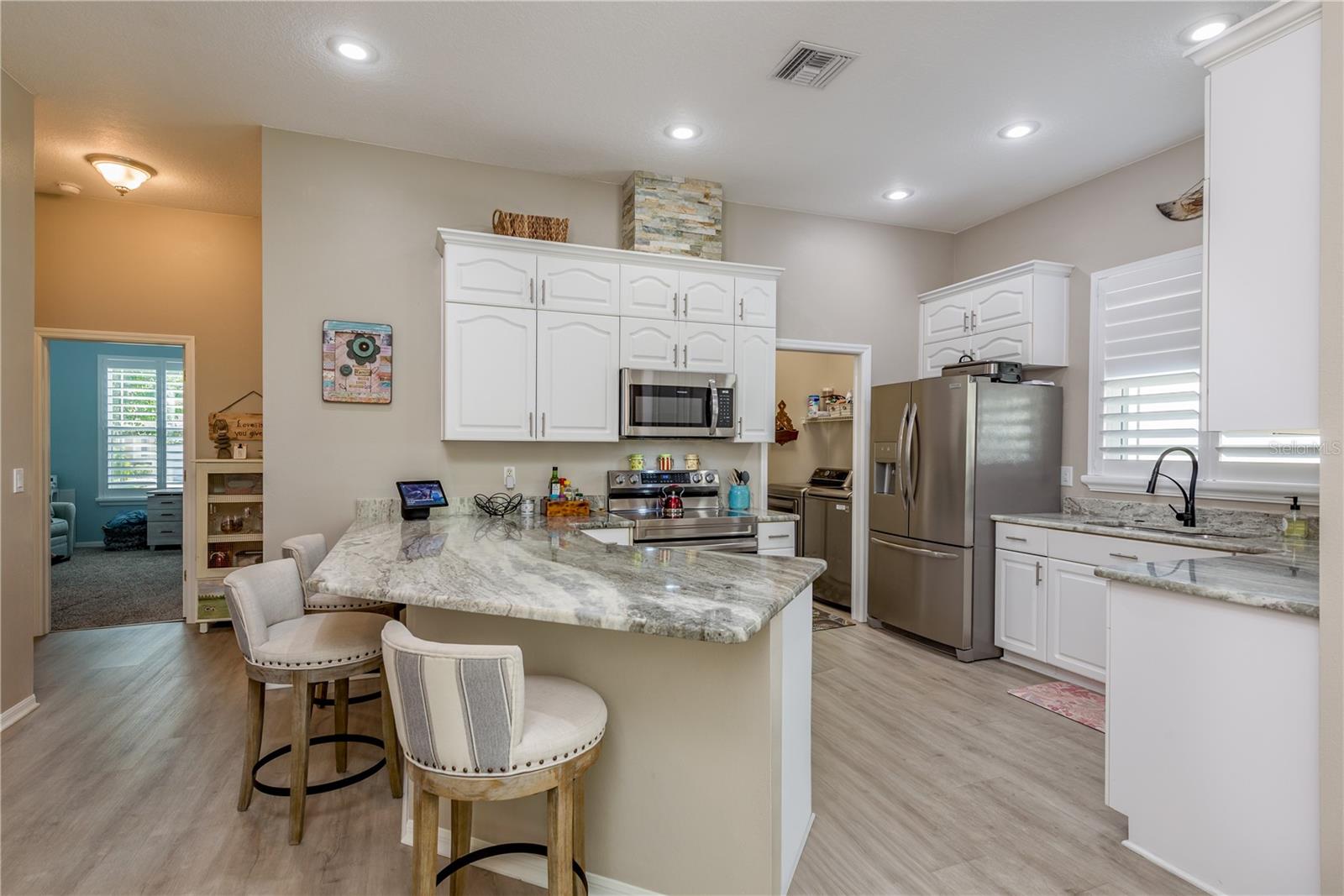 Breakfast Bar and recessed lighting