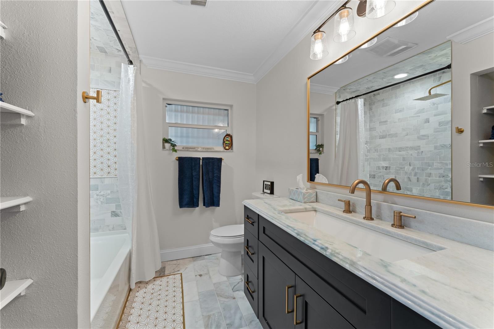 2nd bathroom