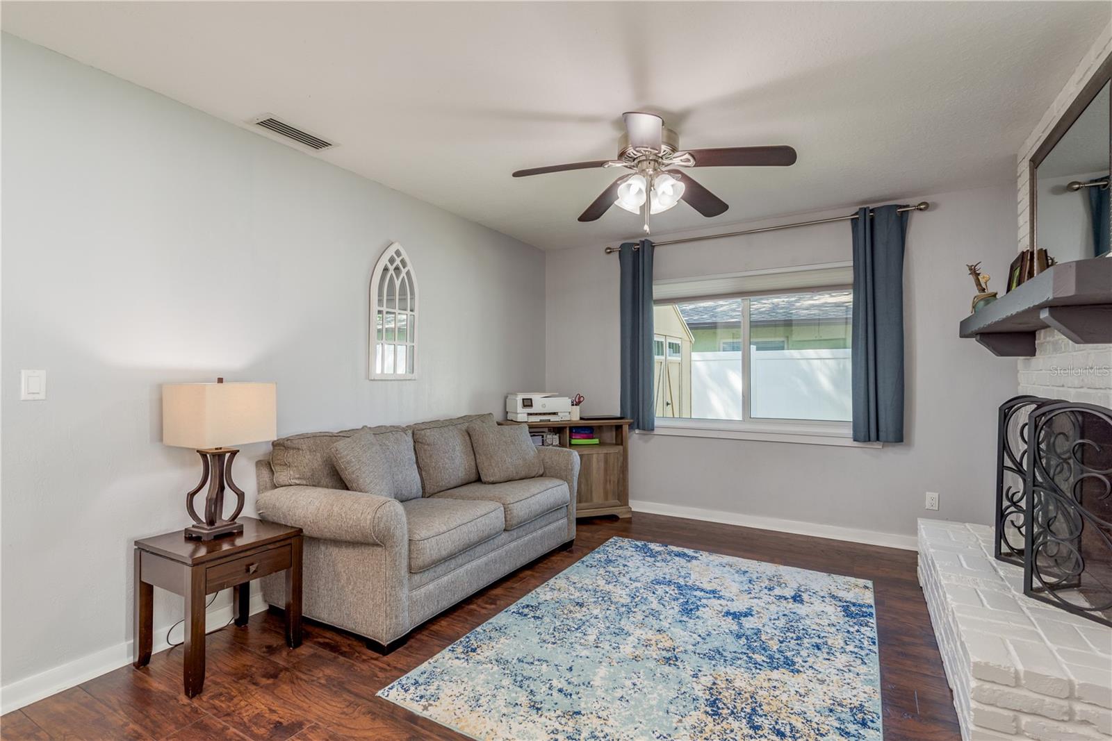 Cozy Family Room!