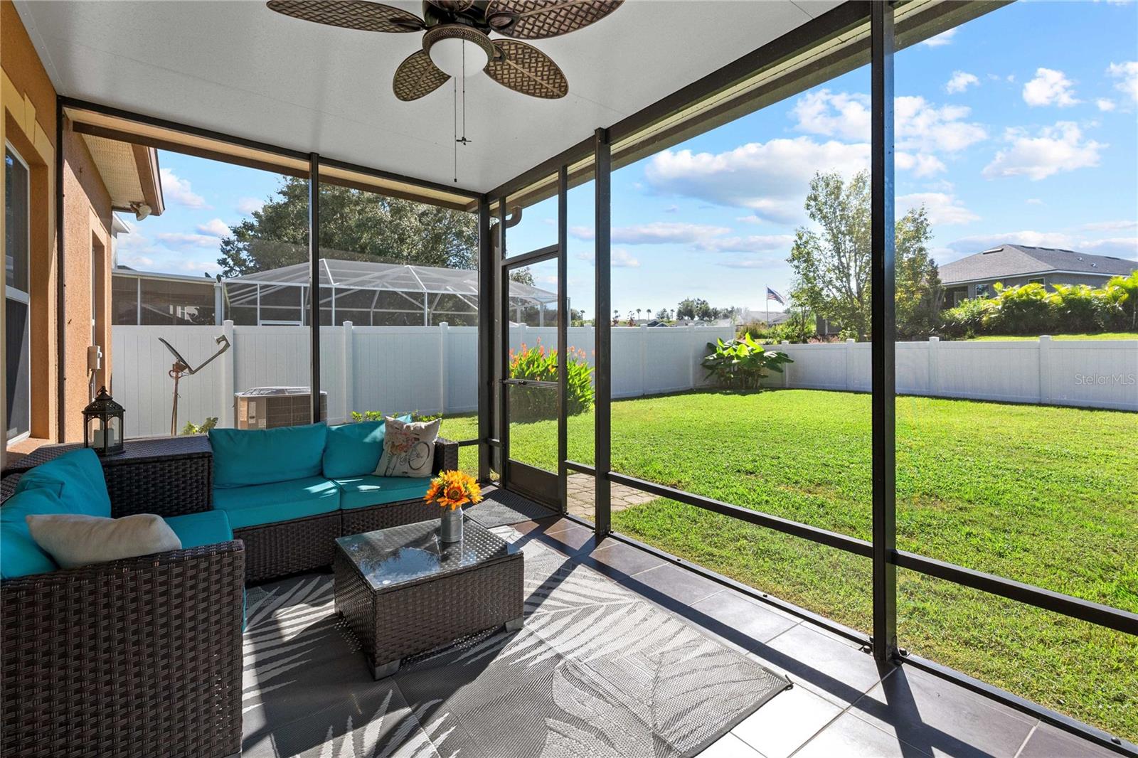 screen enclosed porch