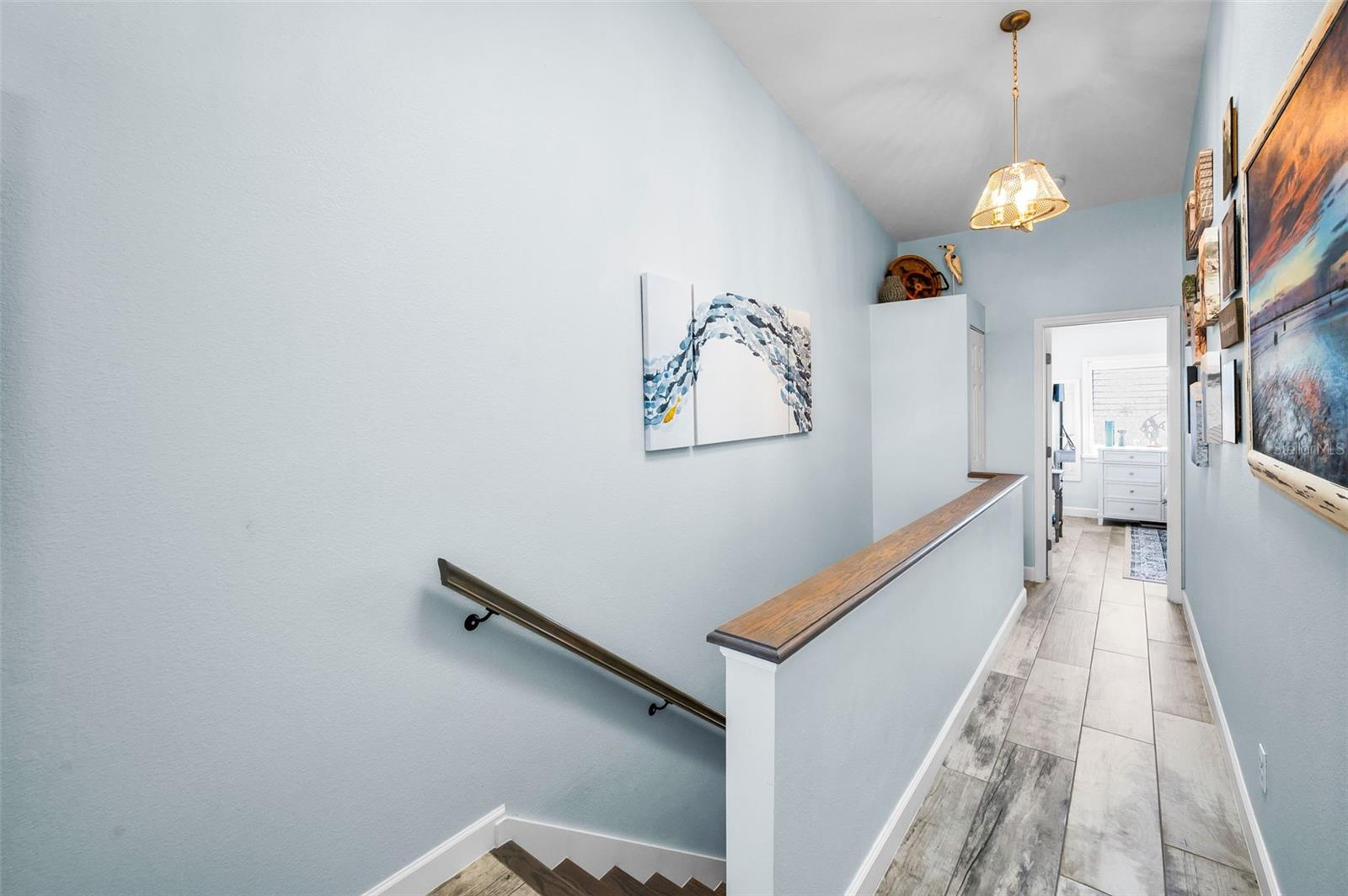 Upper Level (3rd floor) Landing