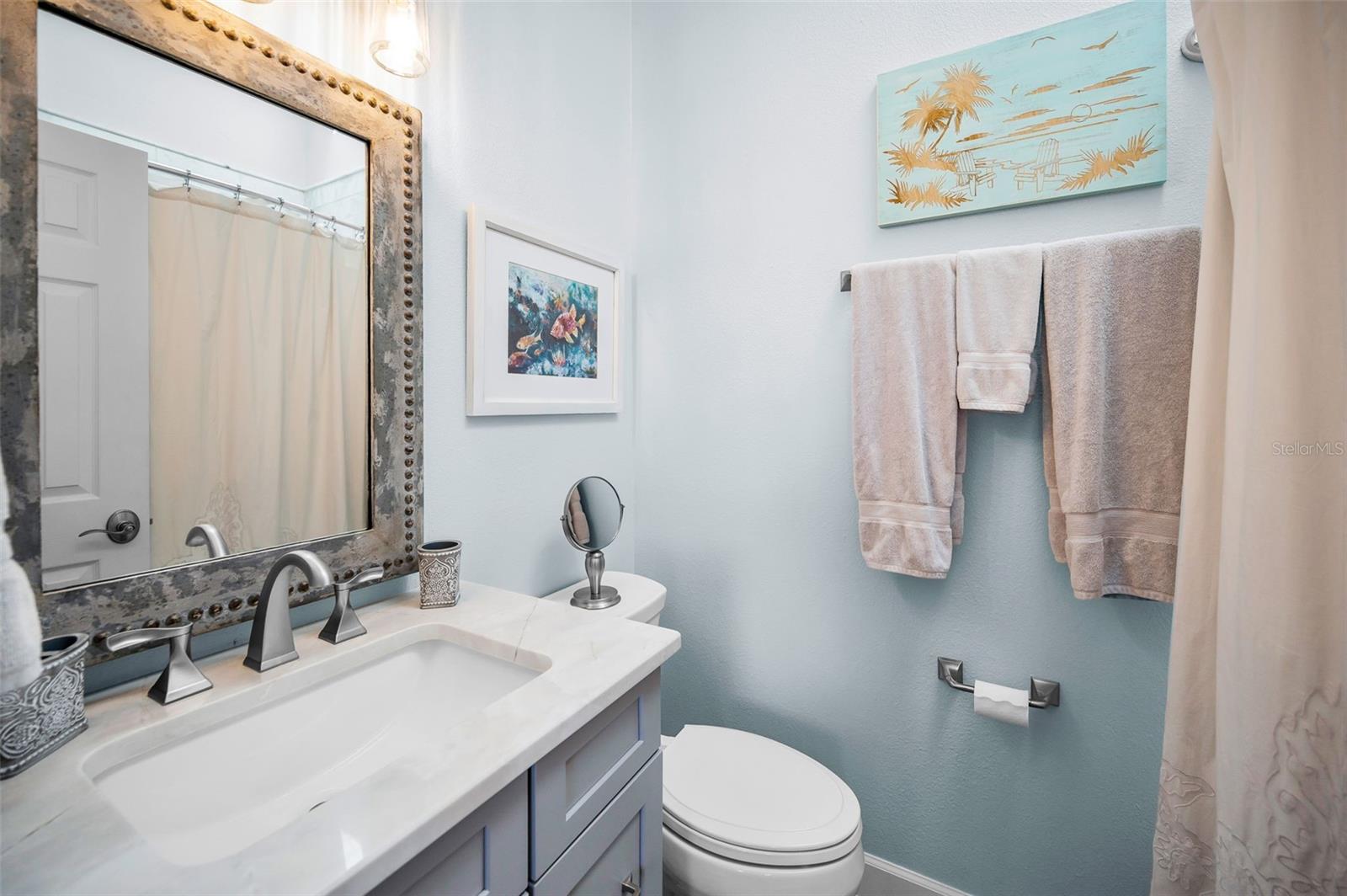 Secondary bathroom on the Upper Level (3rd Floor)