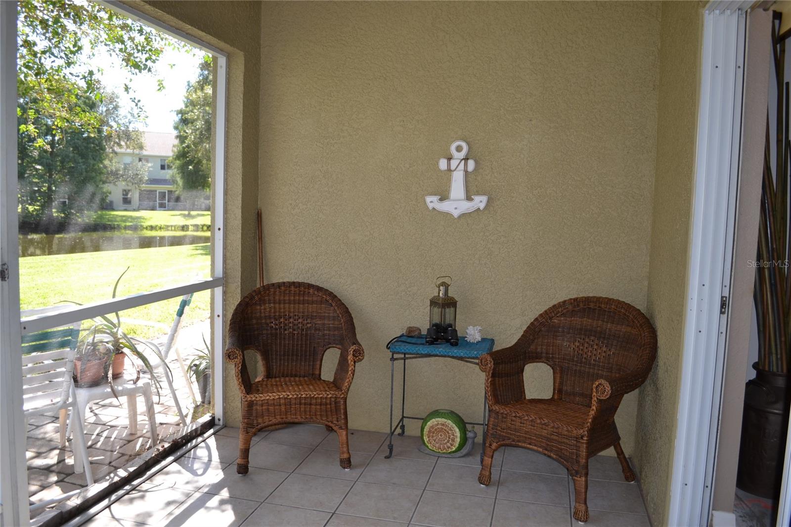 bring your coffee and a book, enjoy your screened in Lanai