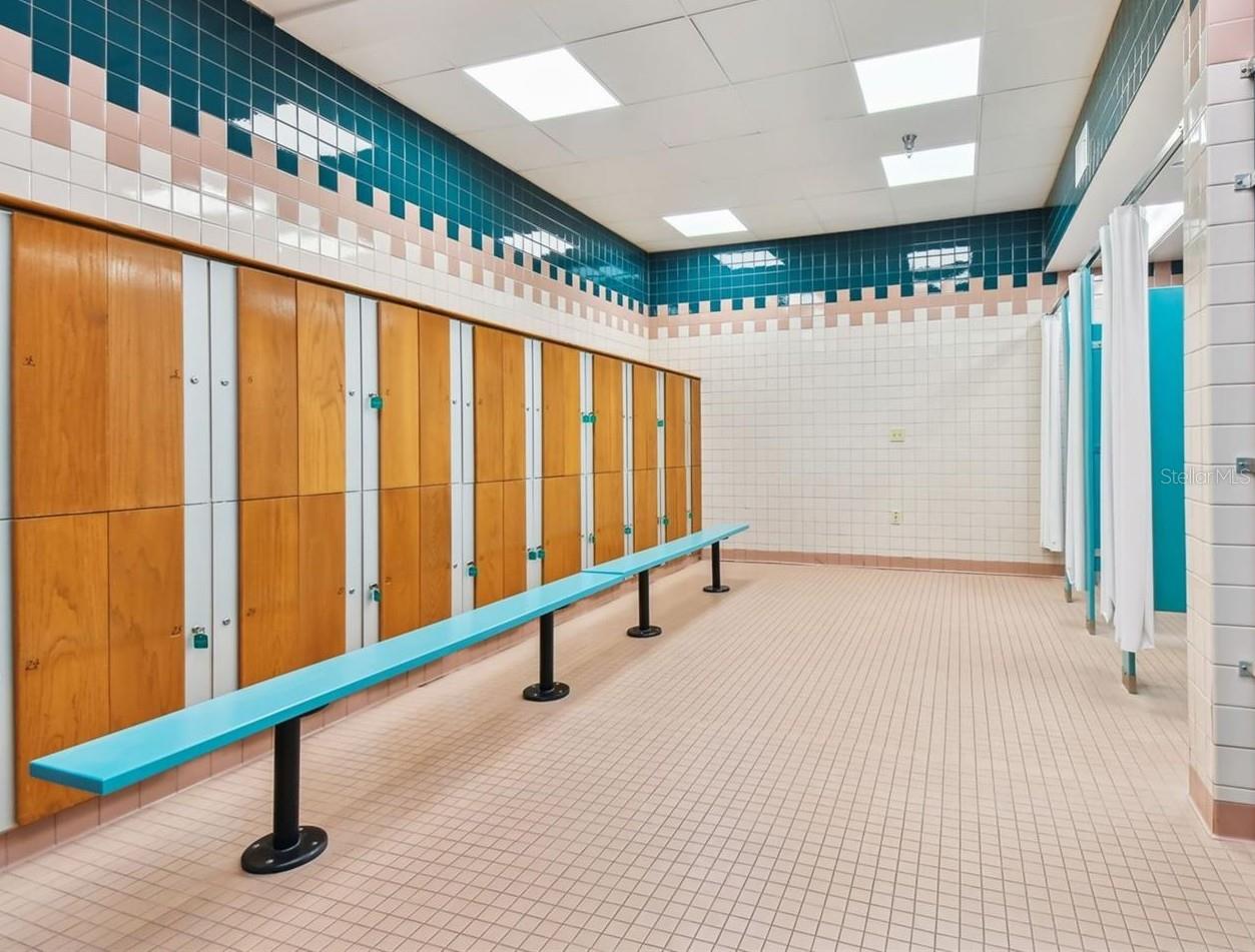 mens and womens lockers