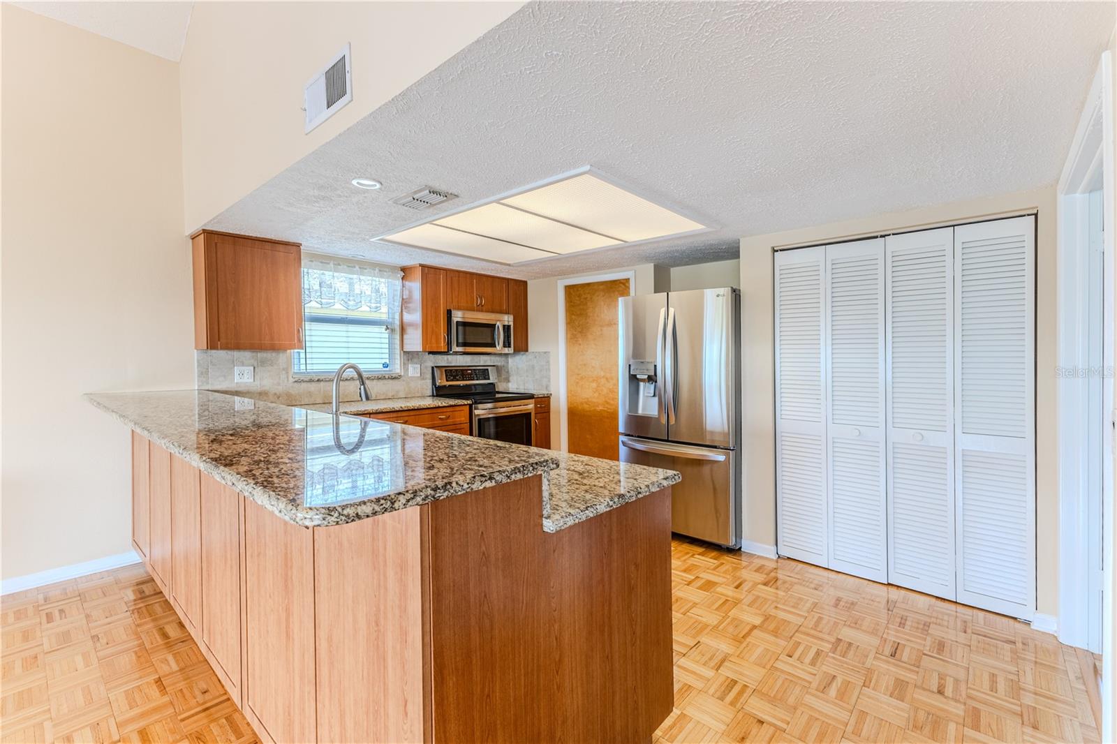 Breakfast Bar & Back Buffet Cabinets & Pantry