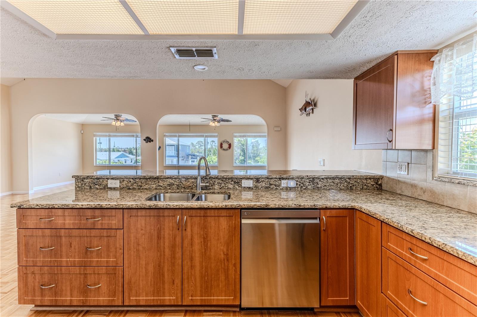 Soft Close with Pot Drawers + Granite Counters