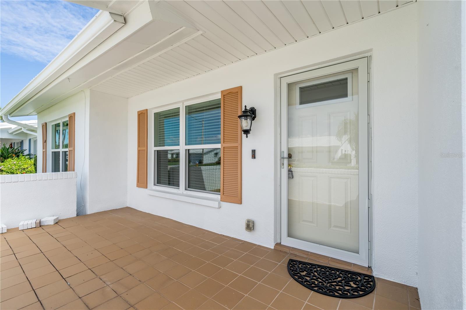 New door and storm door