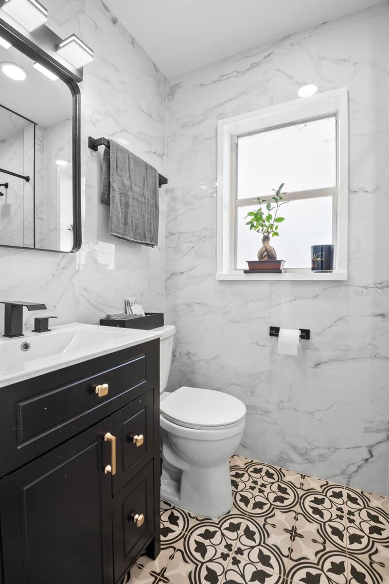 En Suite Bathroom
