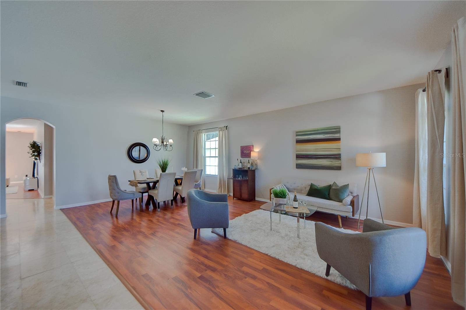 Living/Dining Room