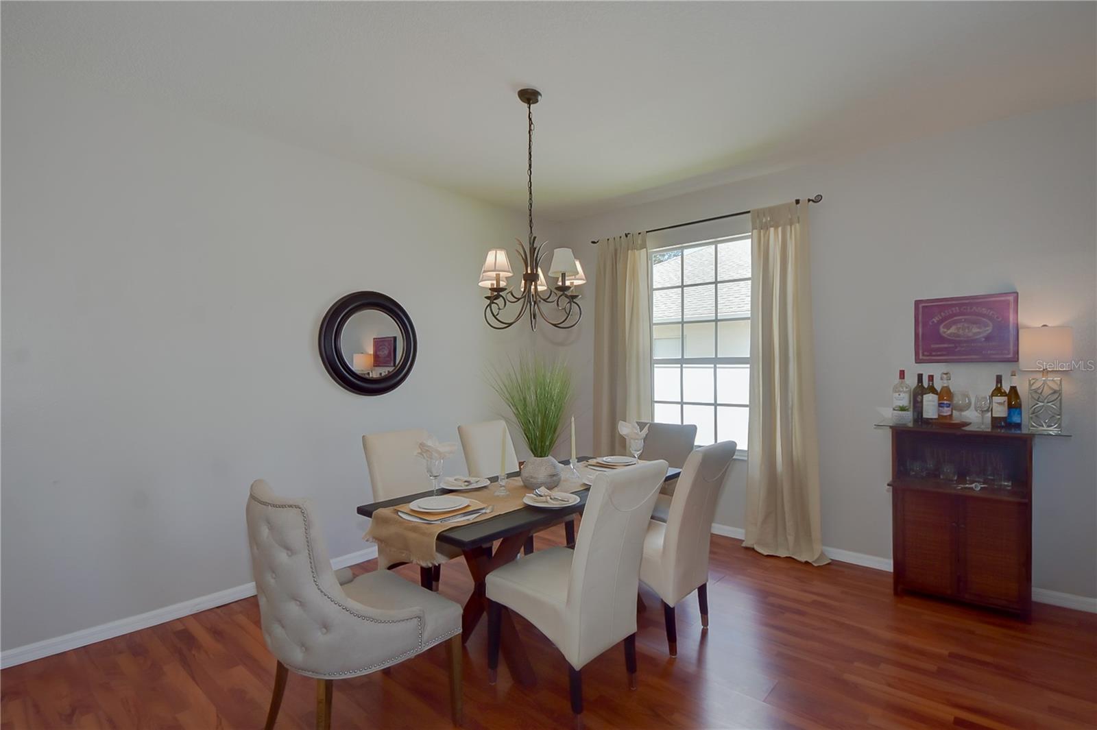 Living/Dining Room