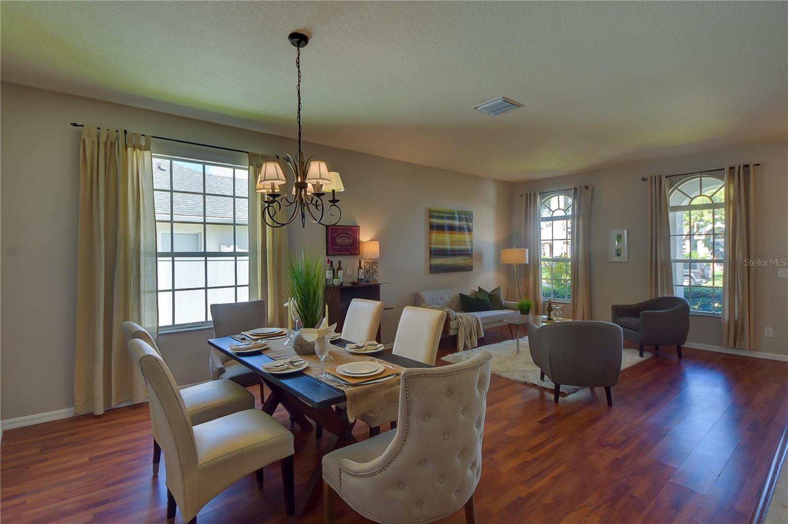 Living/Dining Room