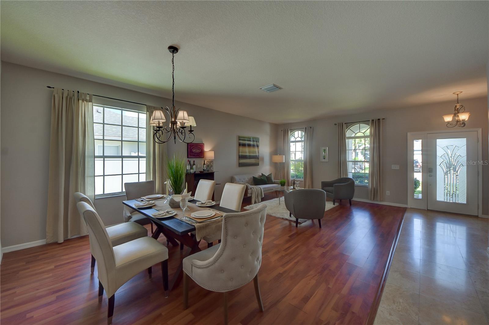 Living/Dining Room