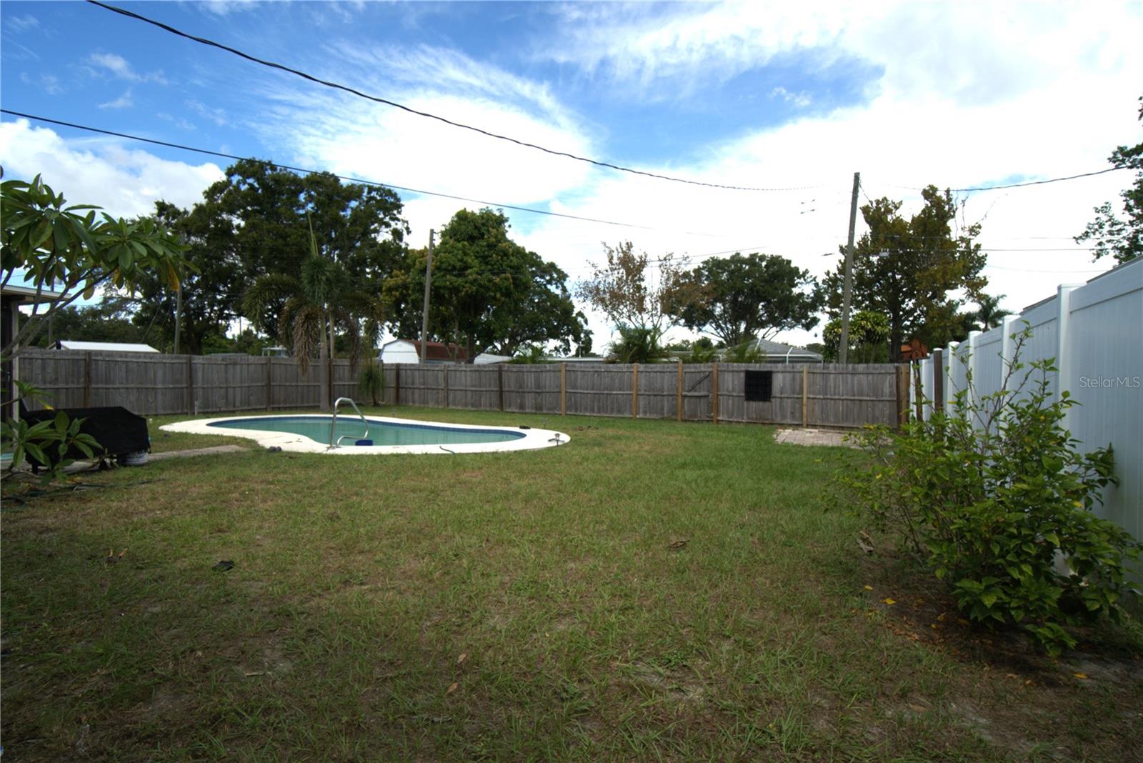 S5136932