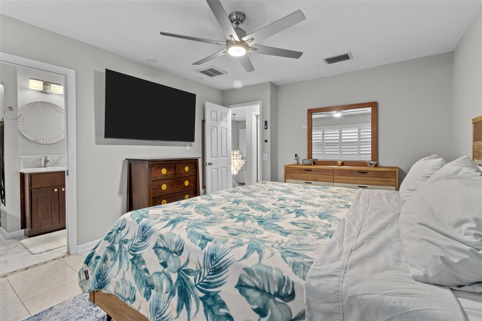 Master Bedroom 2