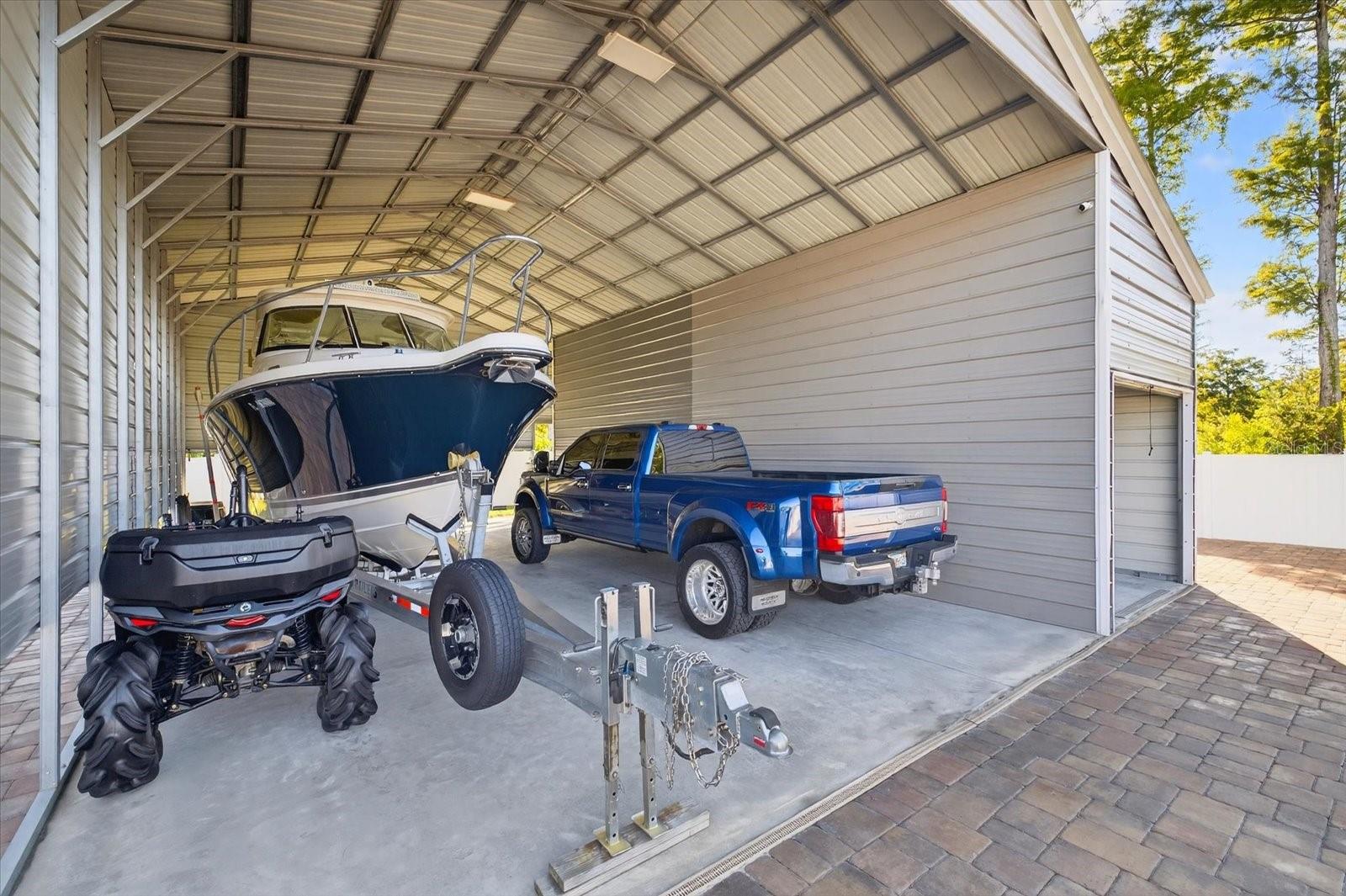 CARPORT/STORAGE