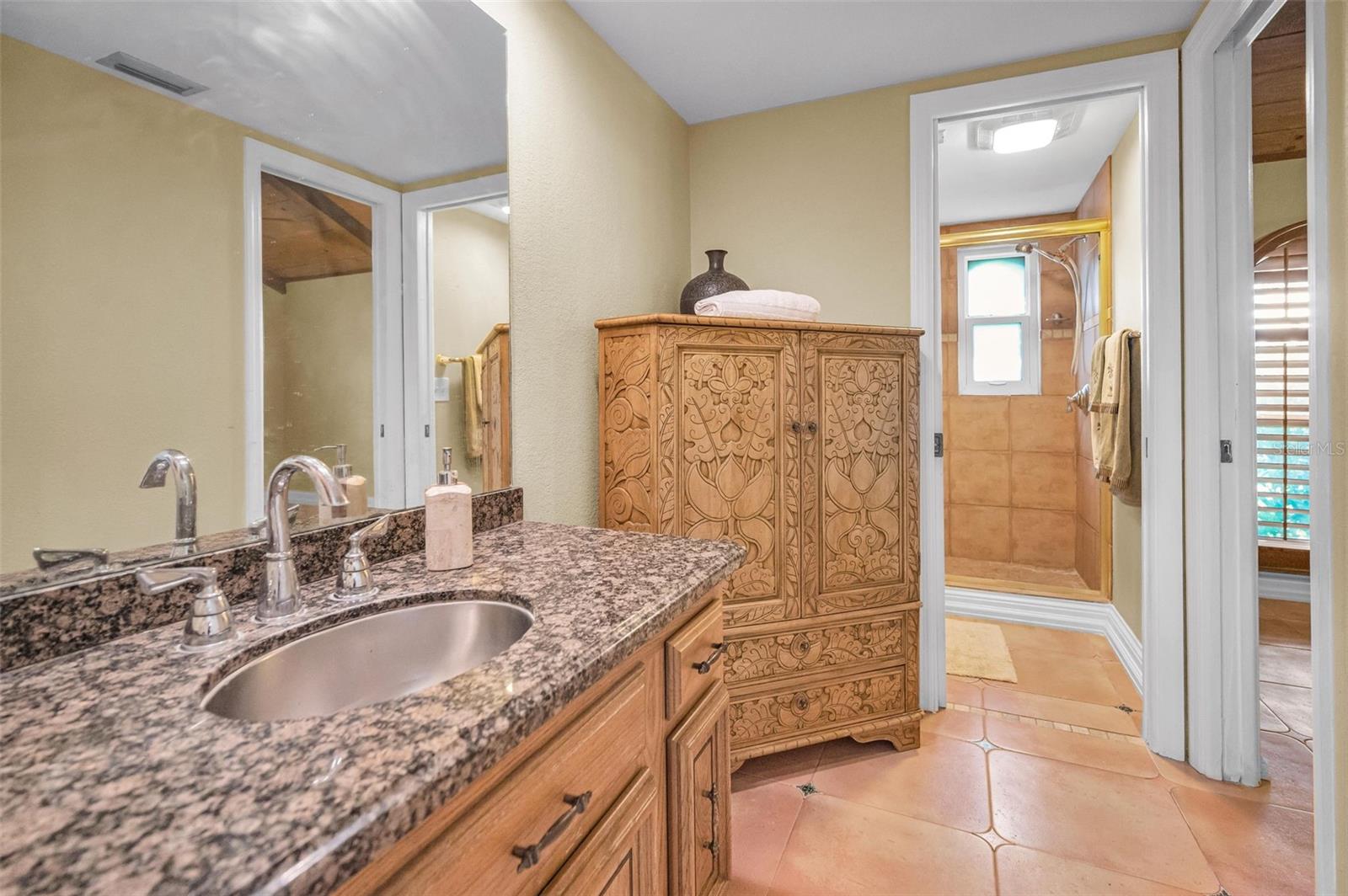 Main Level Bath