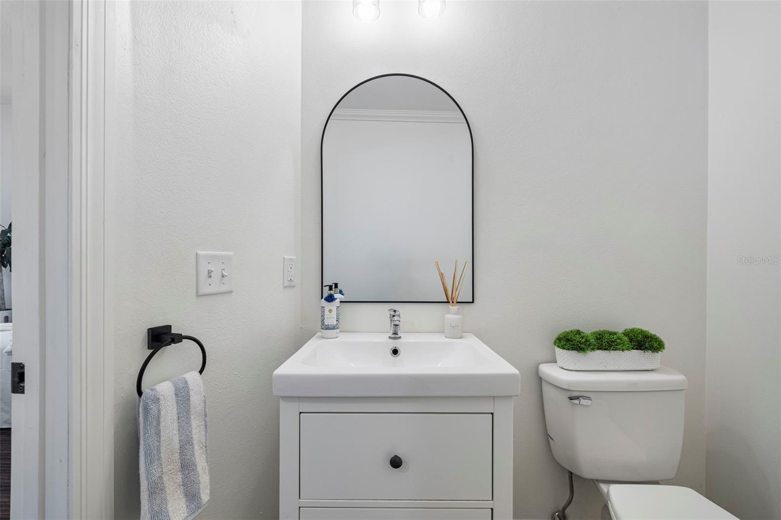 Half bath of living area.