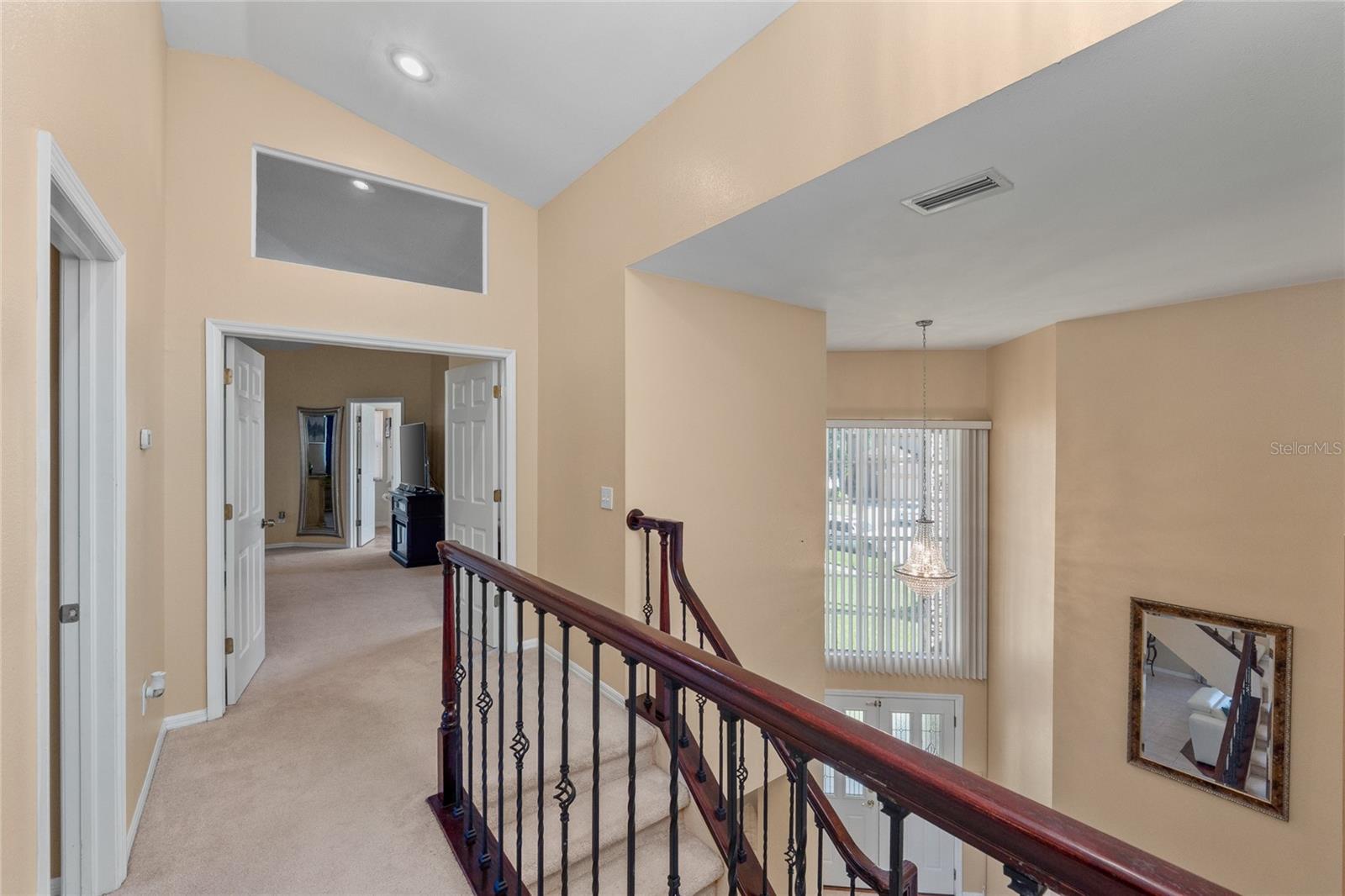 Landing on 2nd floor