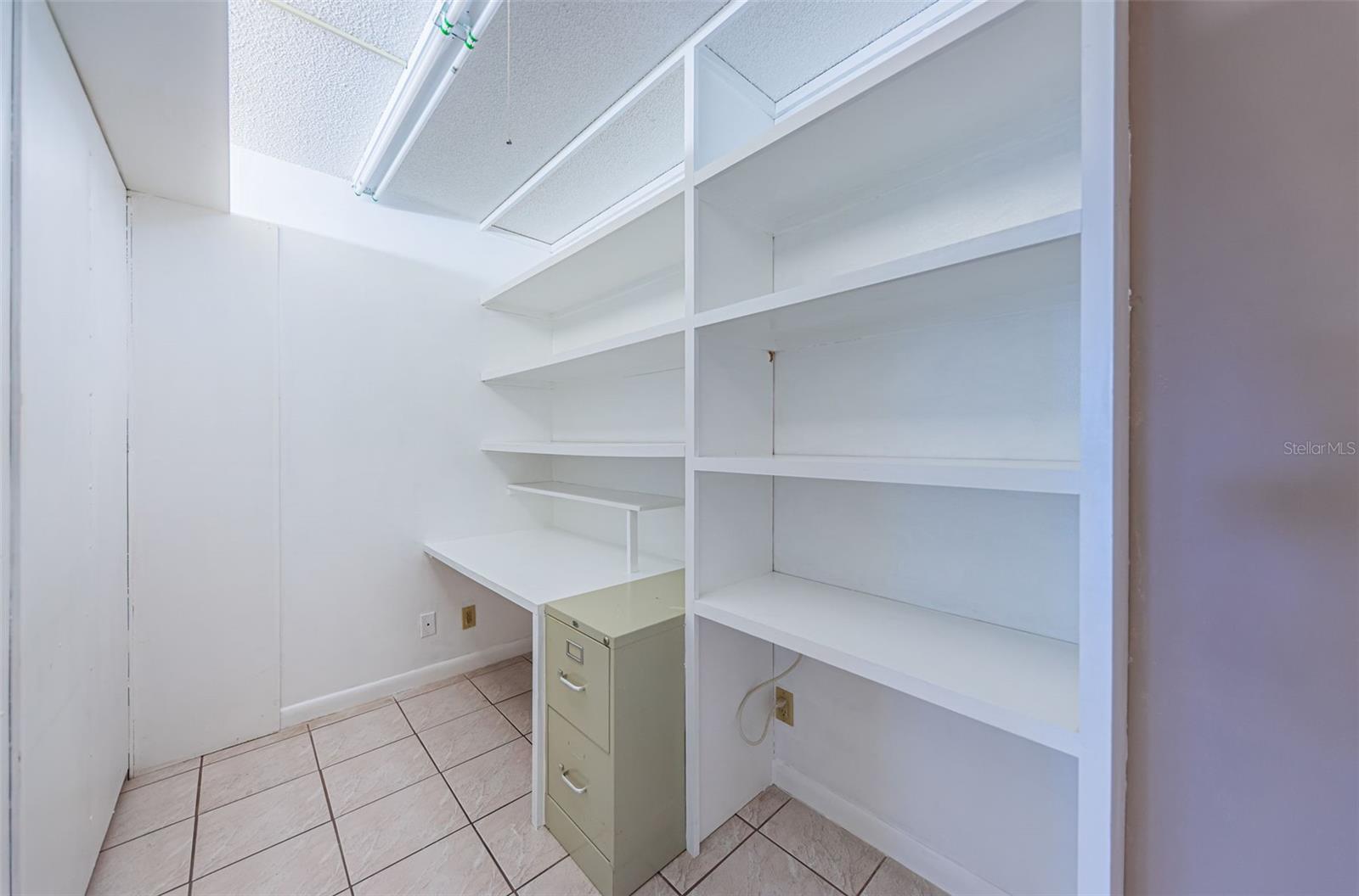 office nook