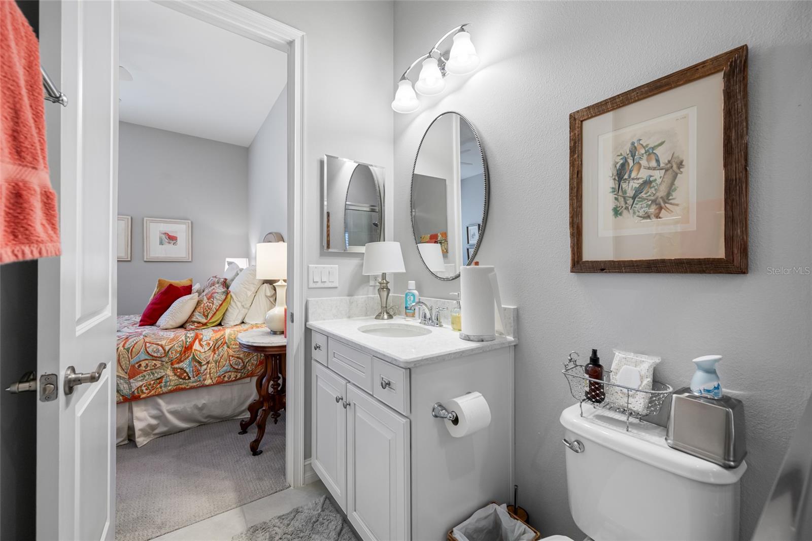 En suite in 2nd Bedroom