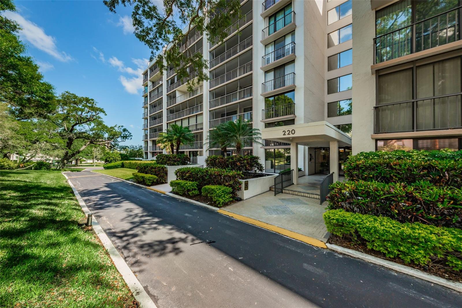 Front of Bayshore II, built by US Steel