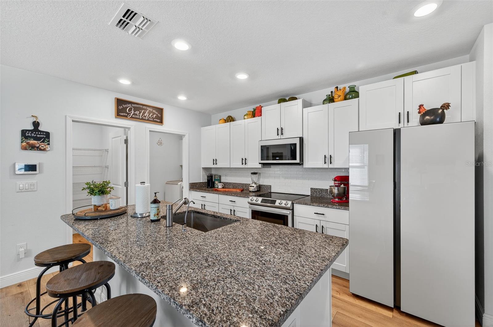 Upgraded high end appliances