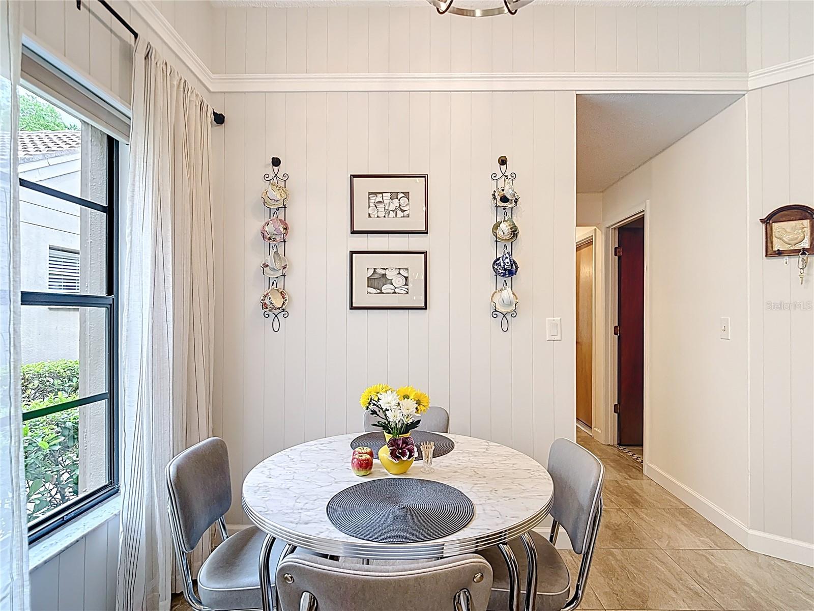 Breakfast Nook