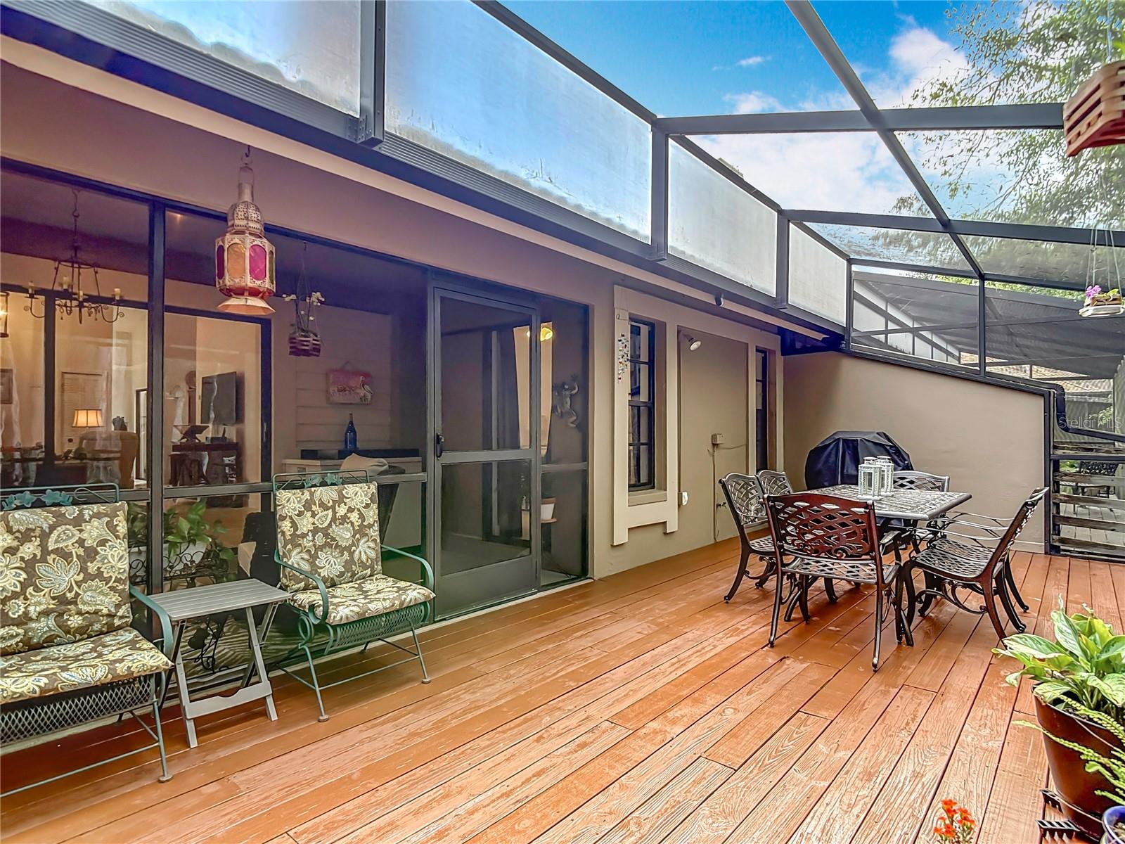 Screened Deck