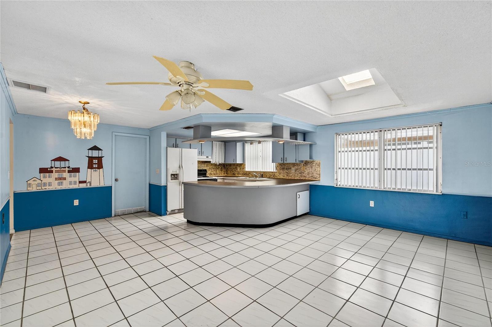 Kitchen/Dining