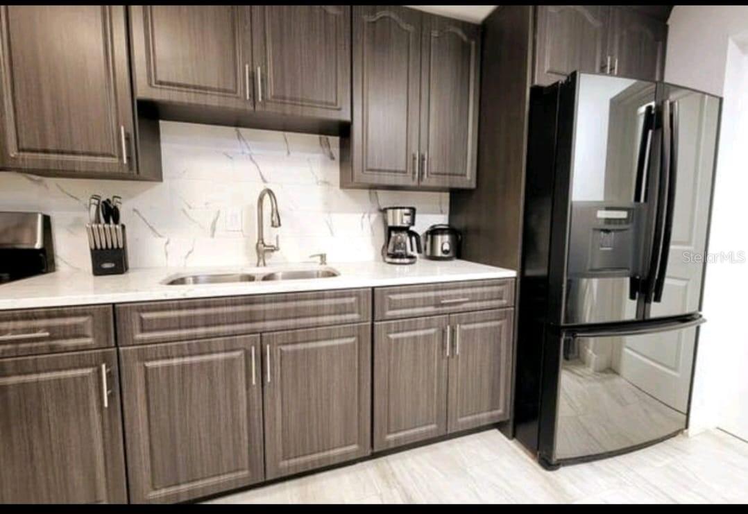 Kitchen apartment B
