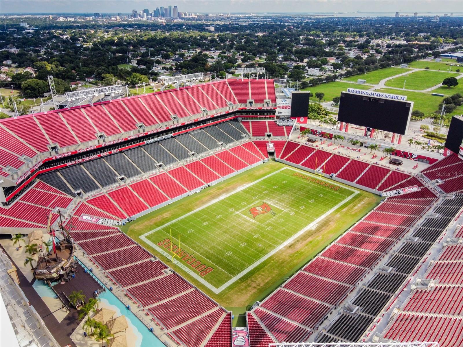 RAYMOND JAMES STADIUM, 8 MINUTES DRIVING