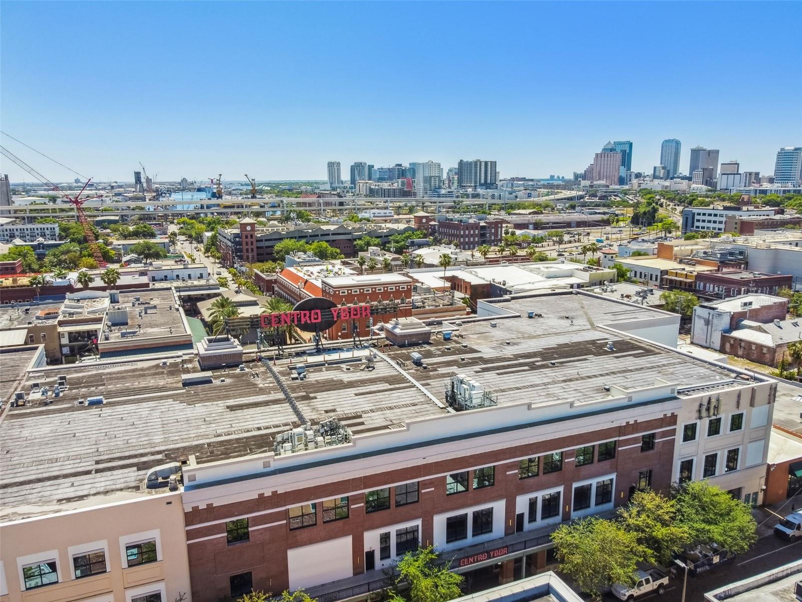 YBOR CITY HISTORIC DISTRICT, 20 Minutes driving