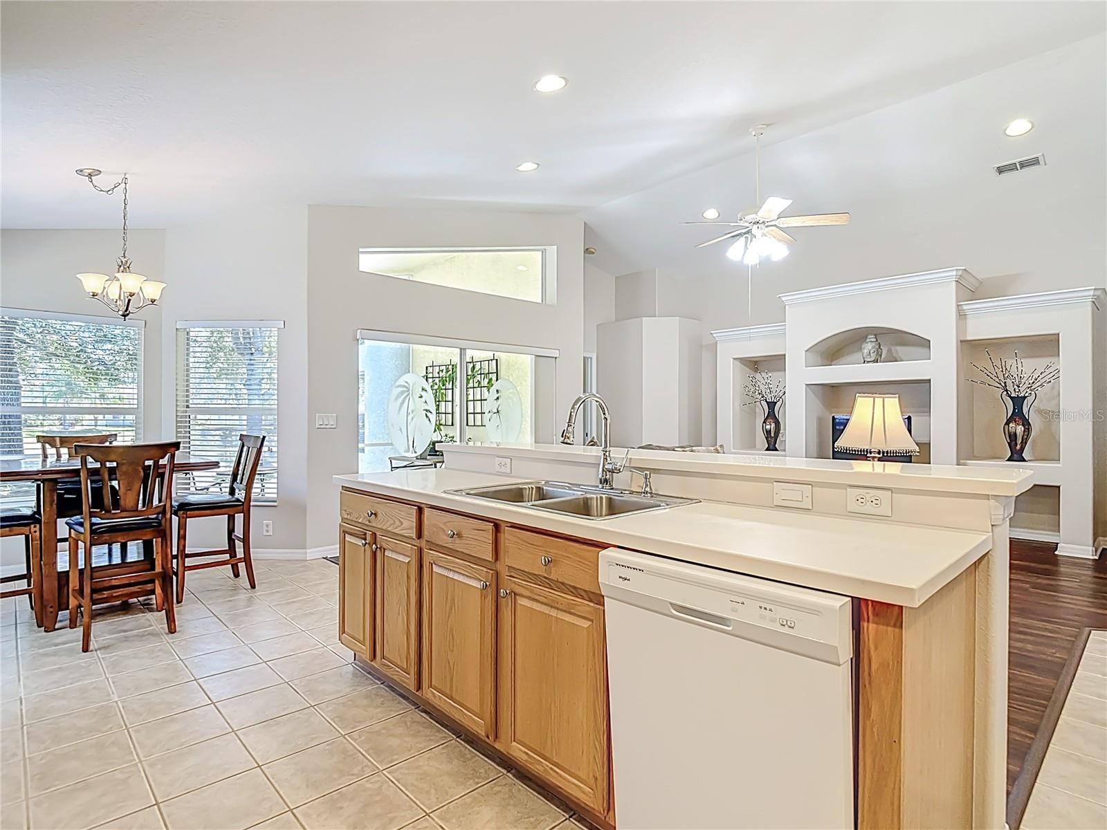 Kitchen - Casual Eating Area - Family Room