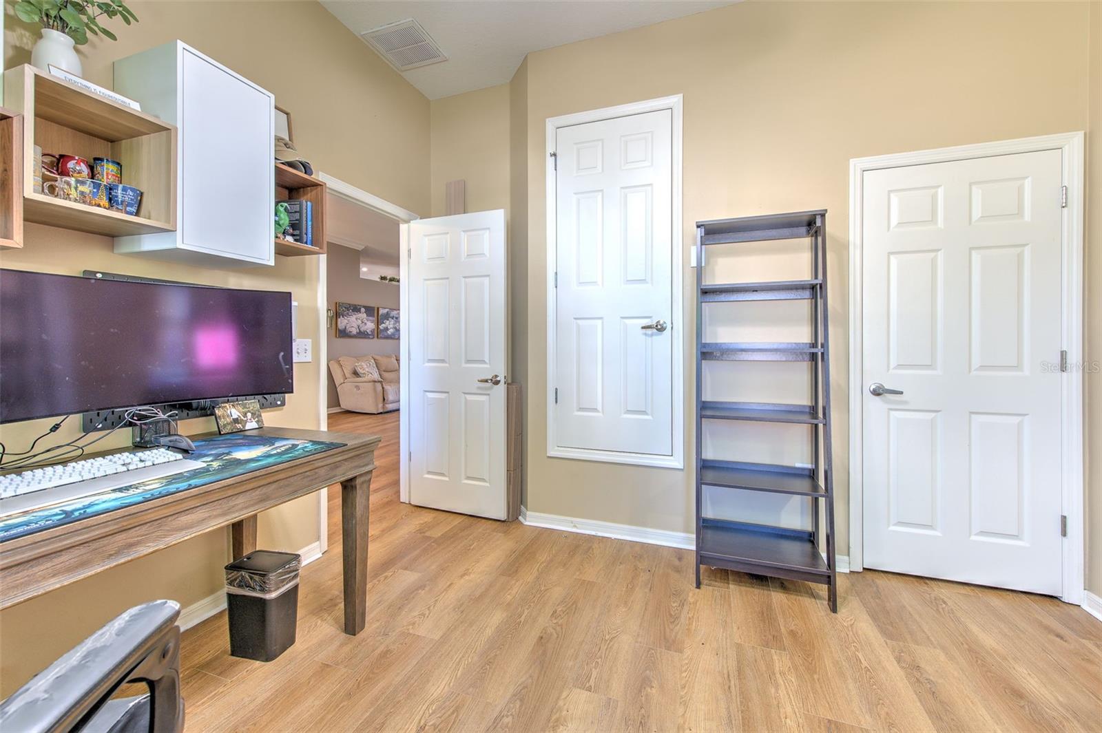 Office/ Bedroom 4
