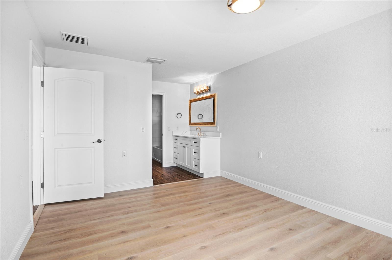 Master Suite or 4th BR