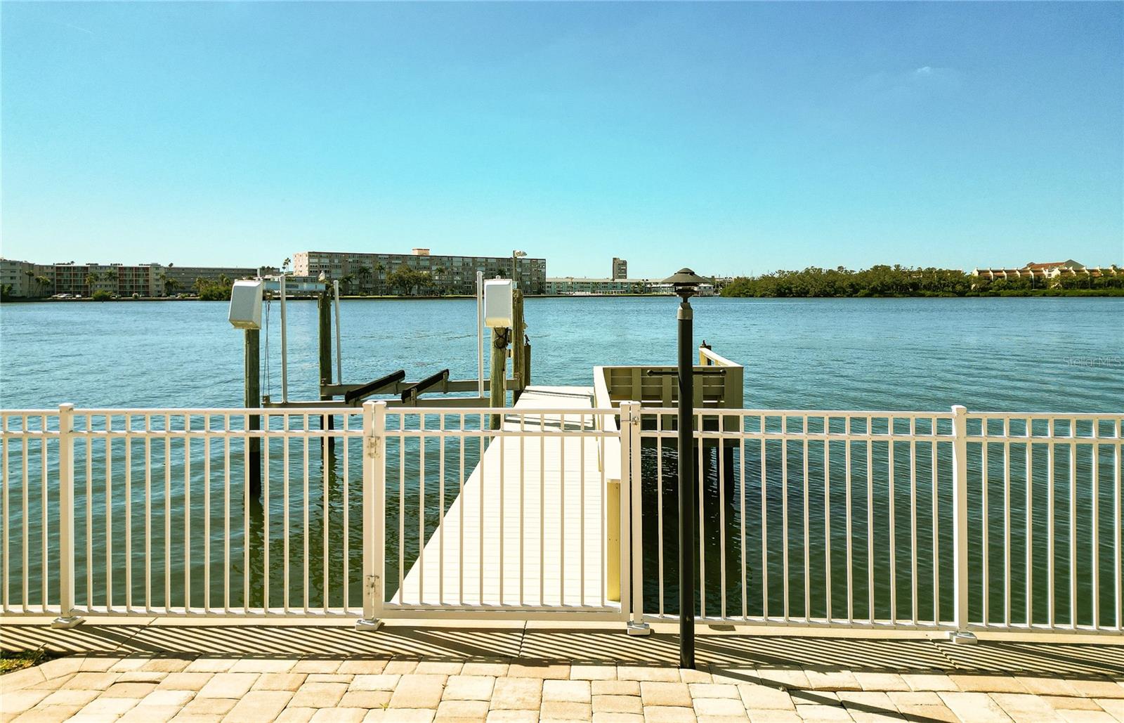 Composite Dock with 13,000lb Boat lift