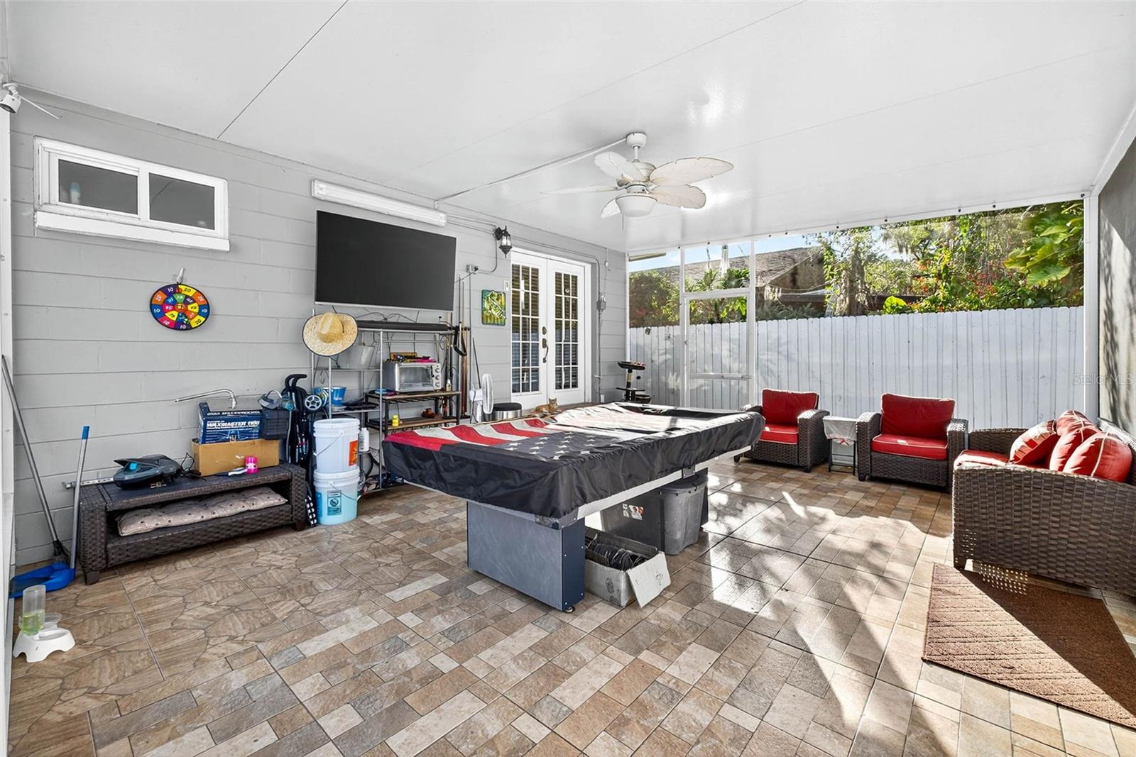 Rear Screened-in Porch