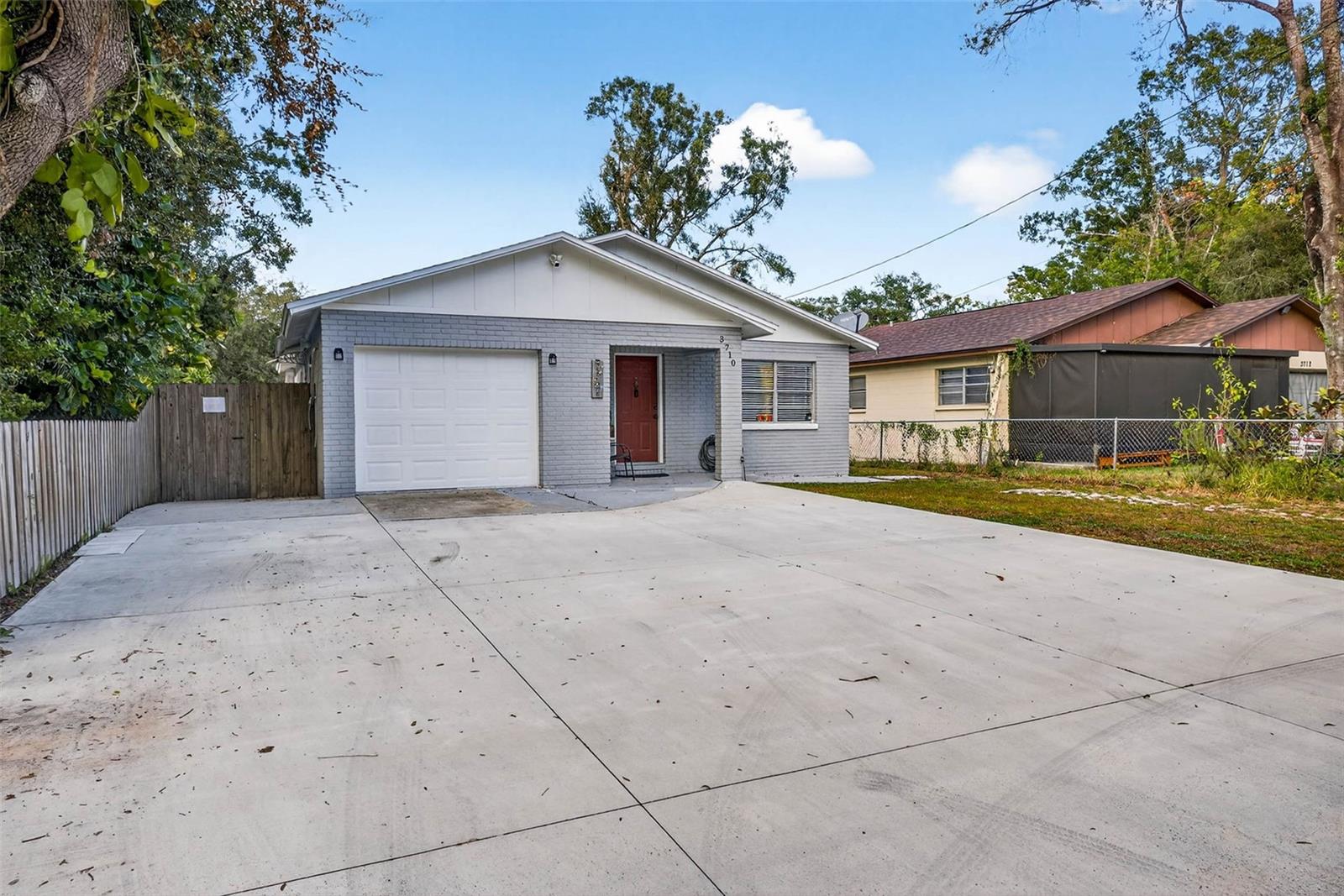 Front view of home