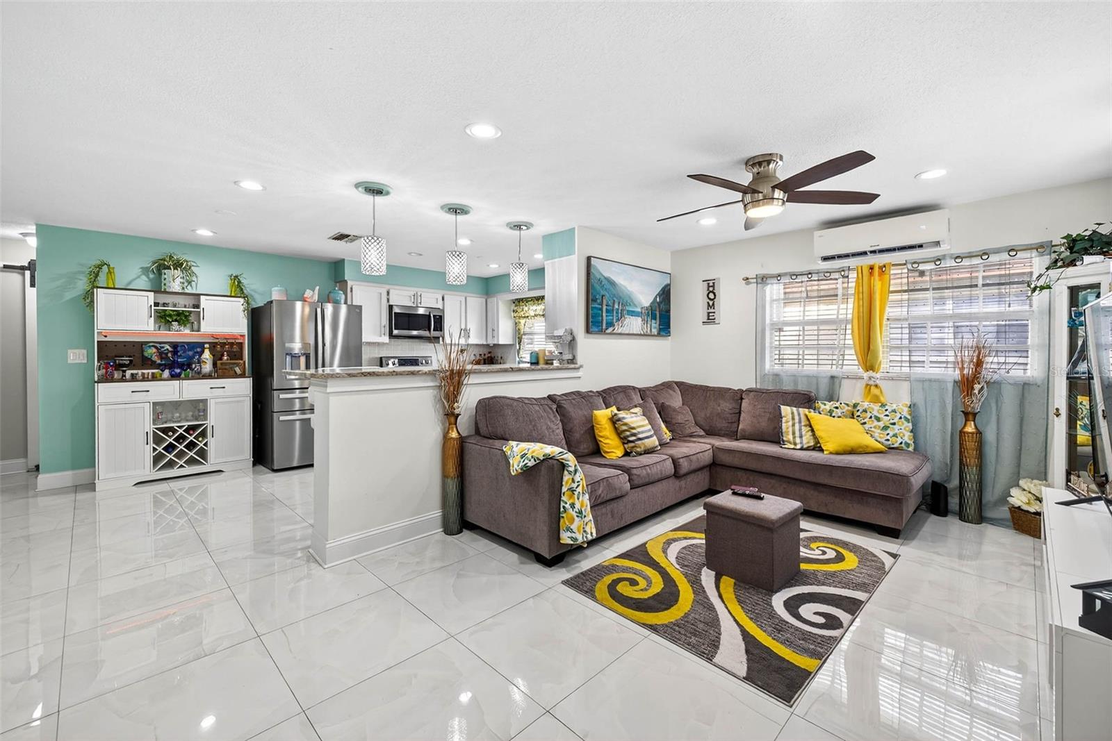 Living Room & Kitchen