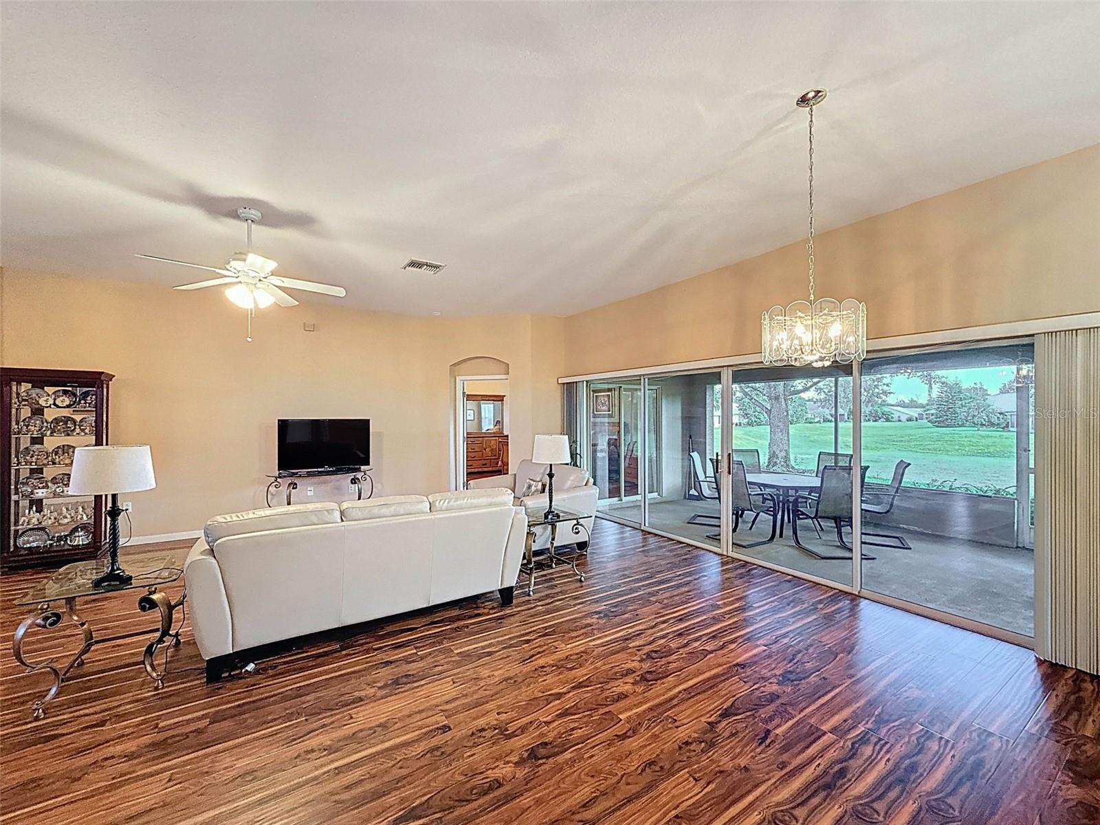 Living/Dining Room
