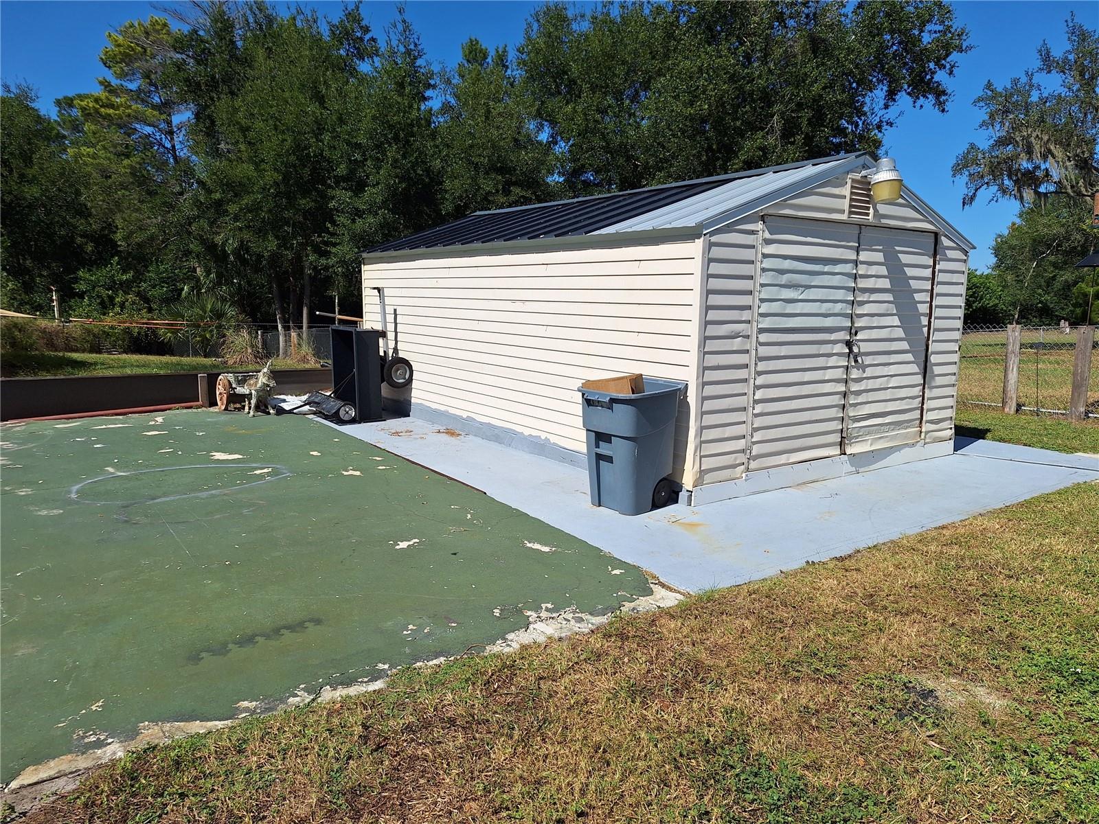20ft Man Cave/Workshop Parking Pad for golf Cart or Bike