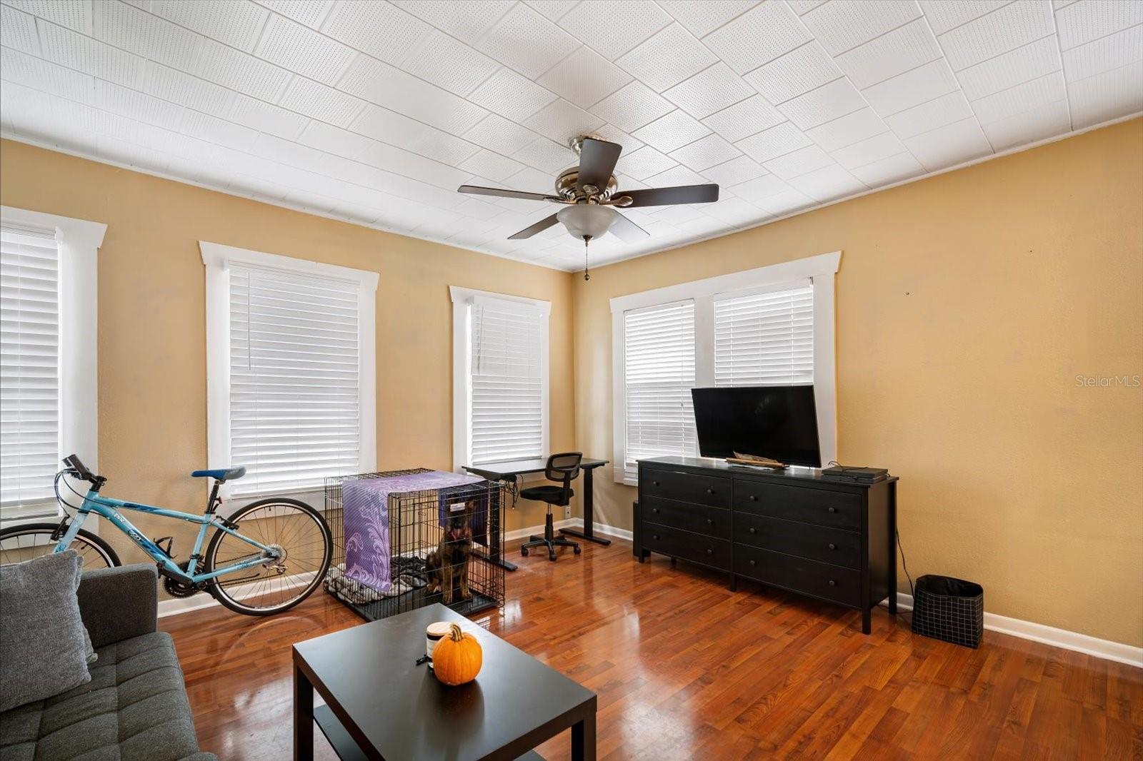 Unit B Family Room