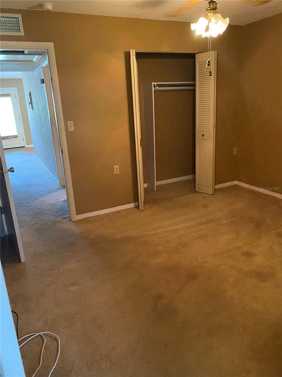 Guest Bedroom Closet