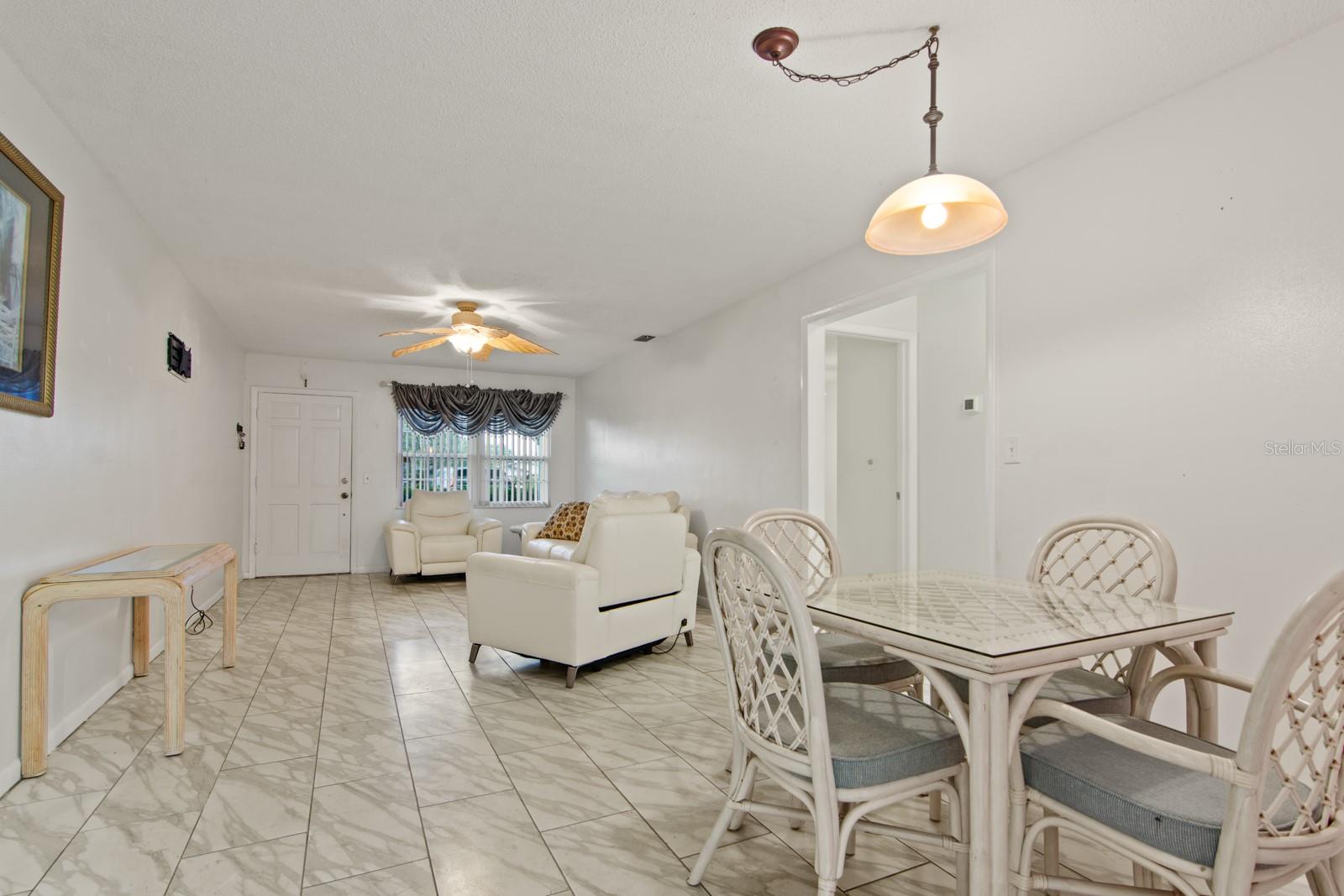 Living Room/Dinning Room