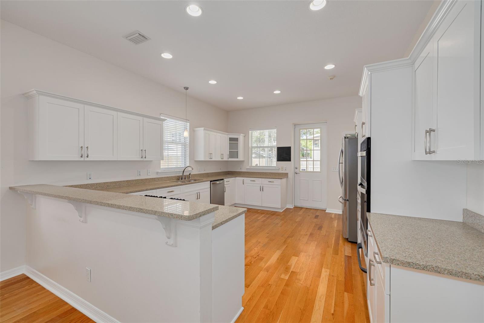 Open Kitchen