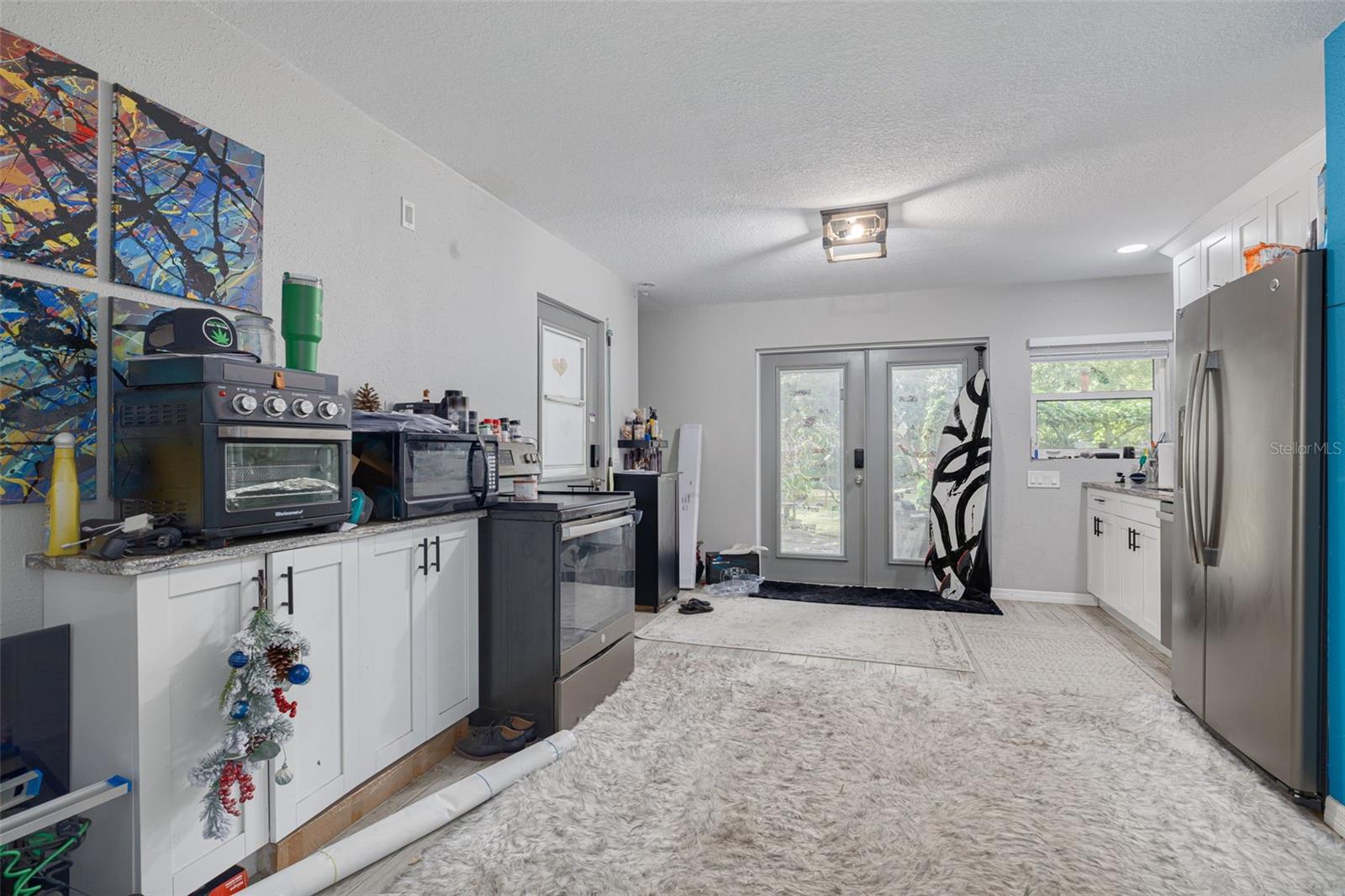 1,000 sq ft updated mother in-law suite
